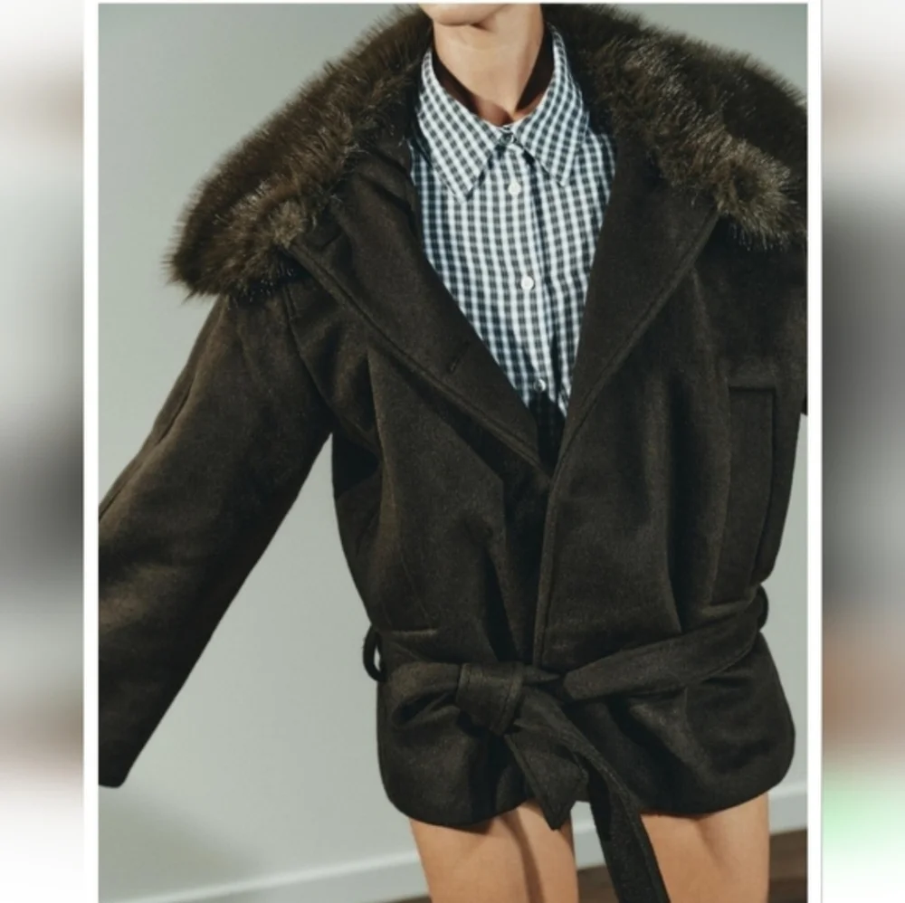 ZARA WOOL BLEND COAT WITH FAUX FUR COLLAR Size S_9